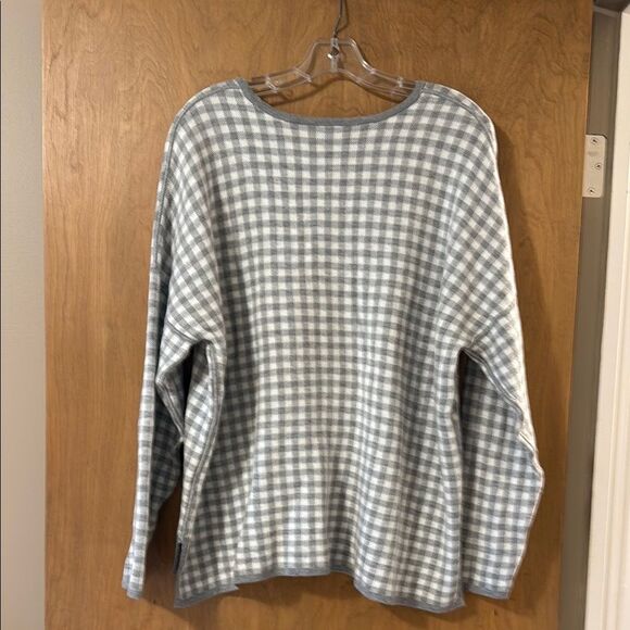 J. Jill Reversible Gray and White Gingham Crew Neck Sweater - Picture 2 of 6